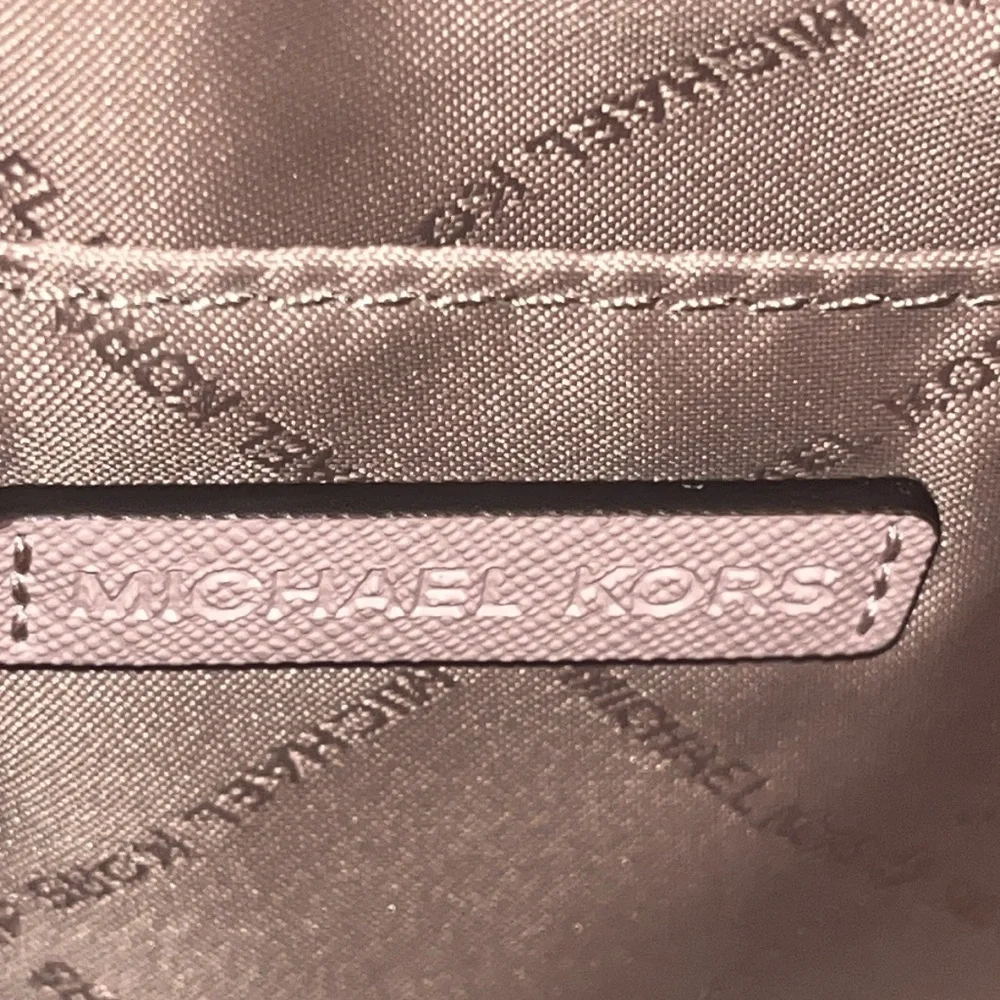Michael Kors Jet Set Travel Medium Dome Blush Pink Adjustable Crossbody NWT